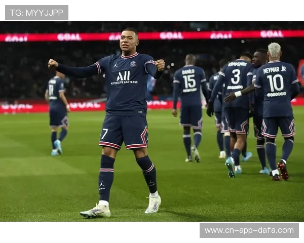 姆巴佩双响助力巴黎大胜第戎 四球完美展现攻势足球